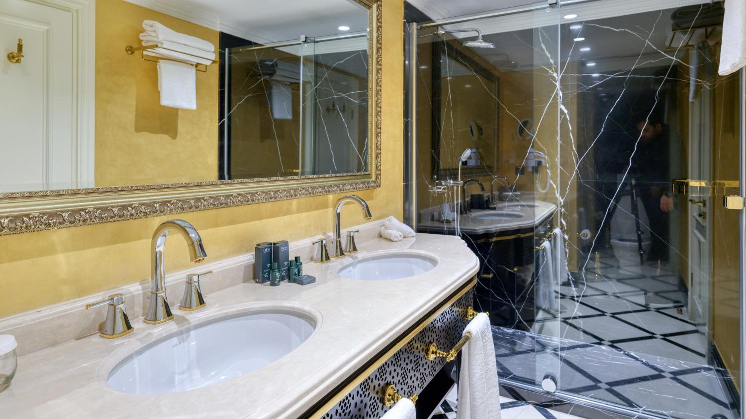 Dekalb Otel - Image 134