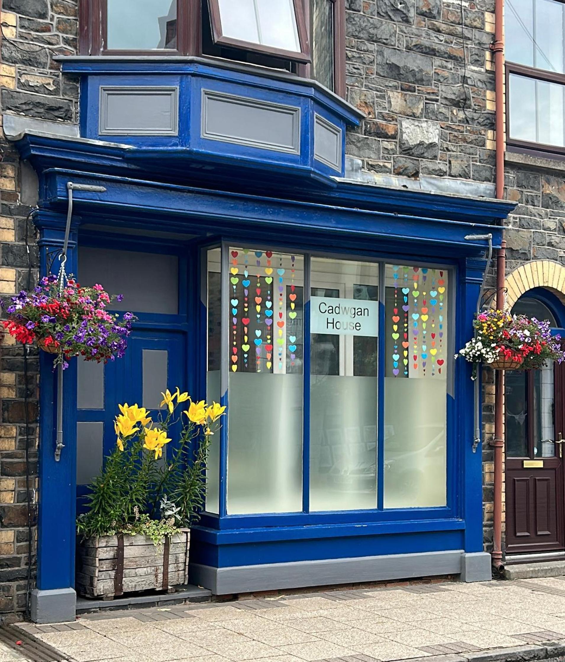 Hotel Cadwgan House - Image 1