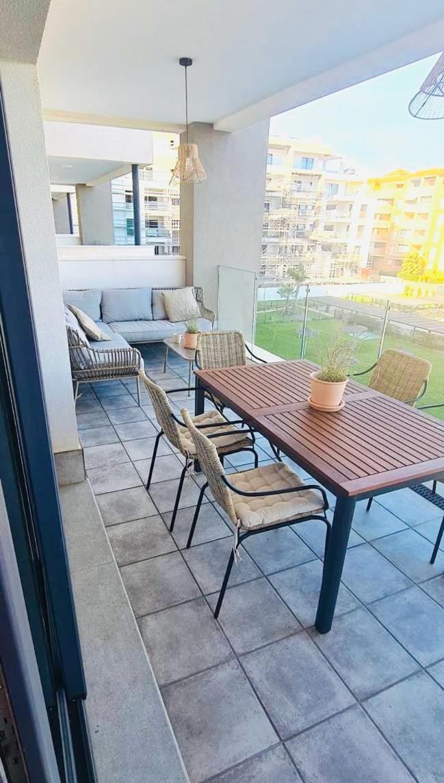 Los Flamencos Luxury Apartment