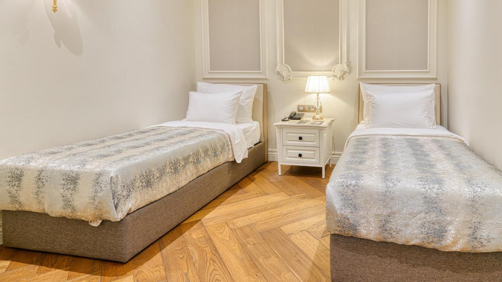 Dekalb Otel - Image 152