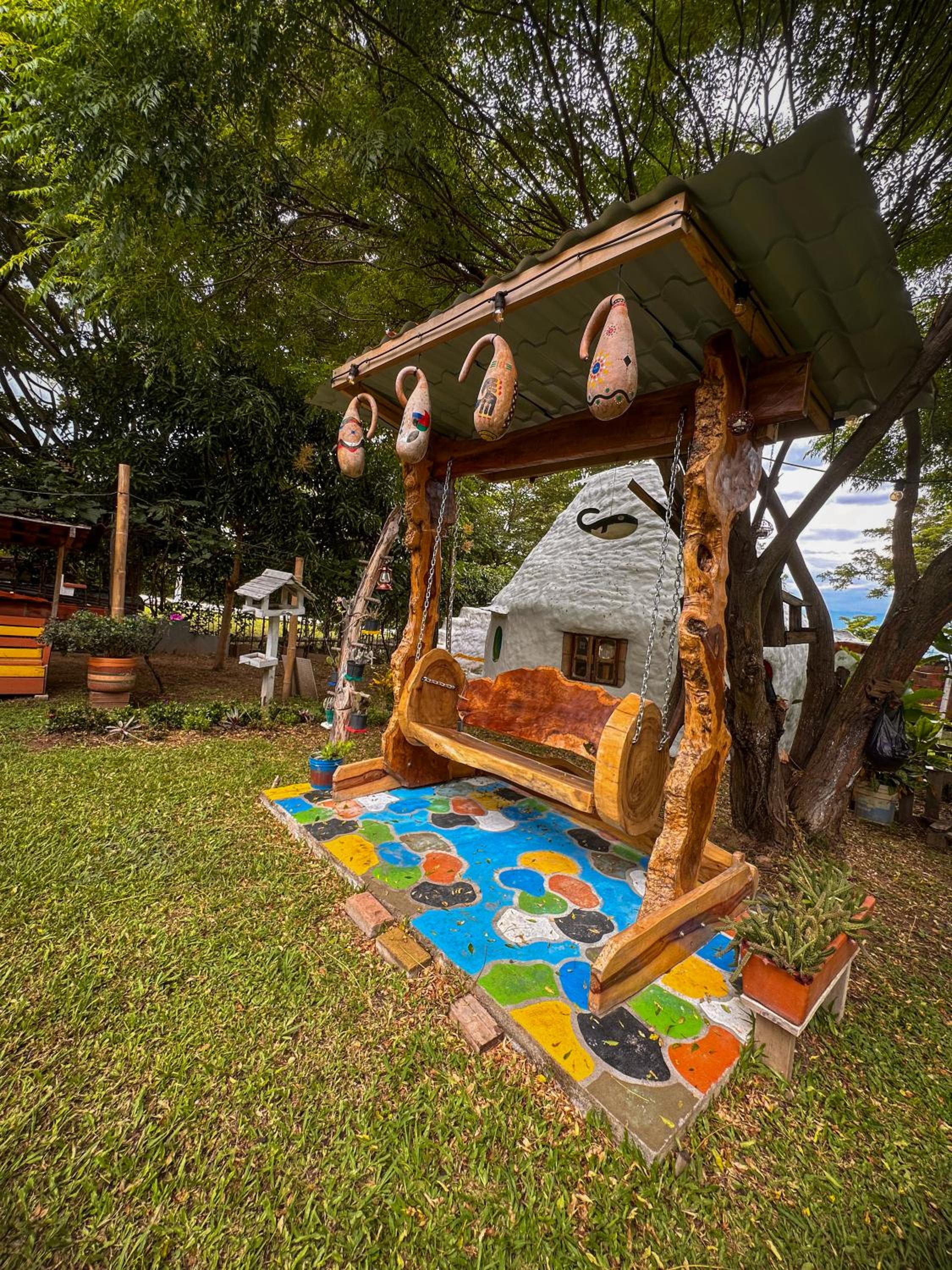La Casa de Ariel, La Ulloa
