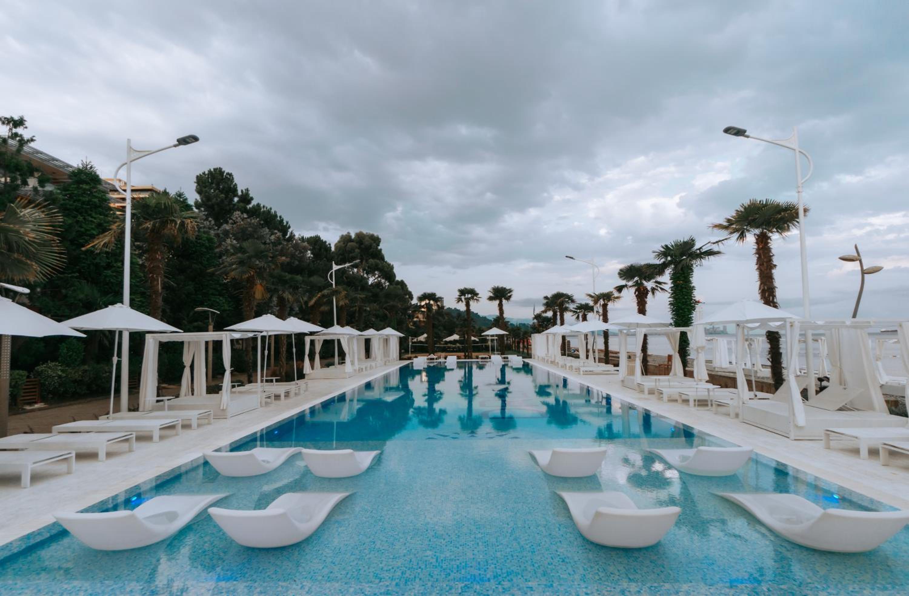 Dreamland Oasis Hotel Chakvi