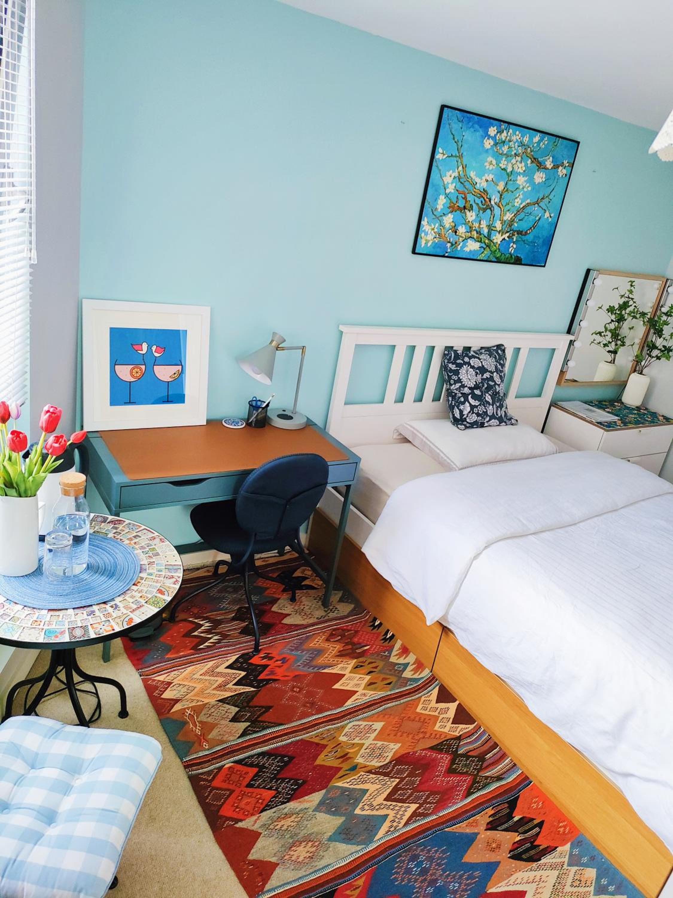 A Stylish Flat Offering a Private Bedroom Near Landmark of Portsmouth view 3