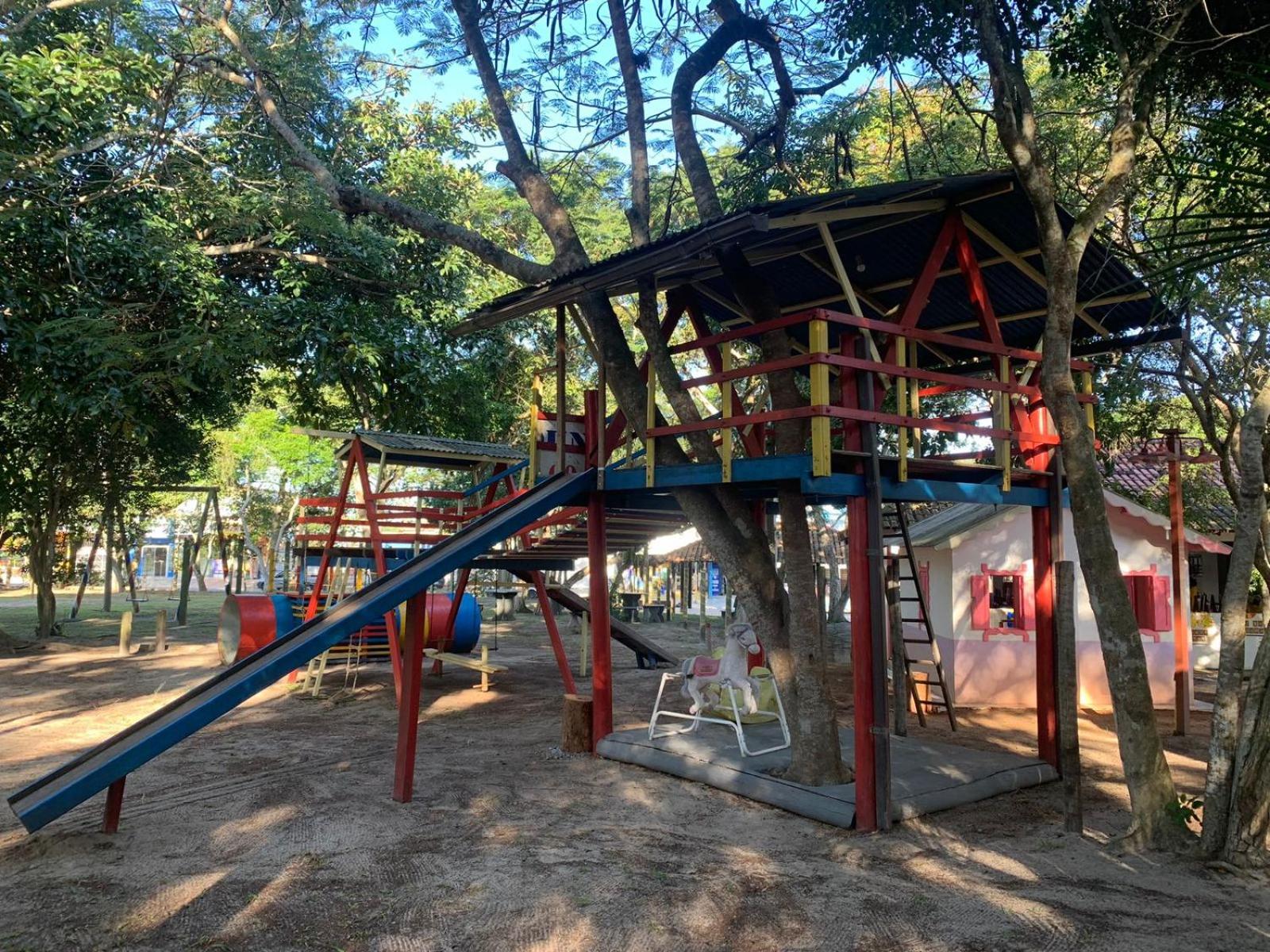 Casa independente com acesso a piscina em Cabo Frio