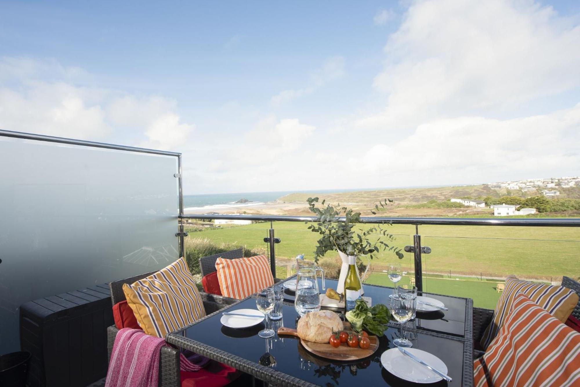 Beachview Apartment 8, Crantock,Newquay