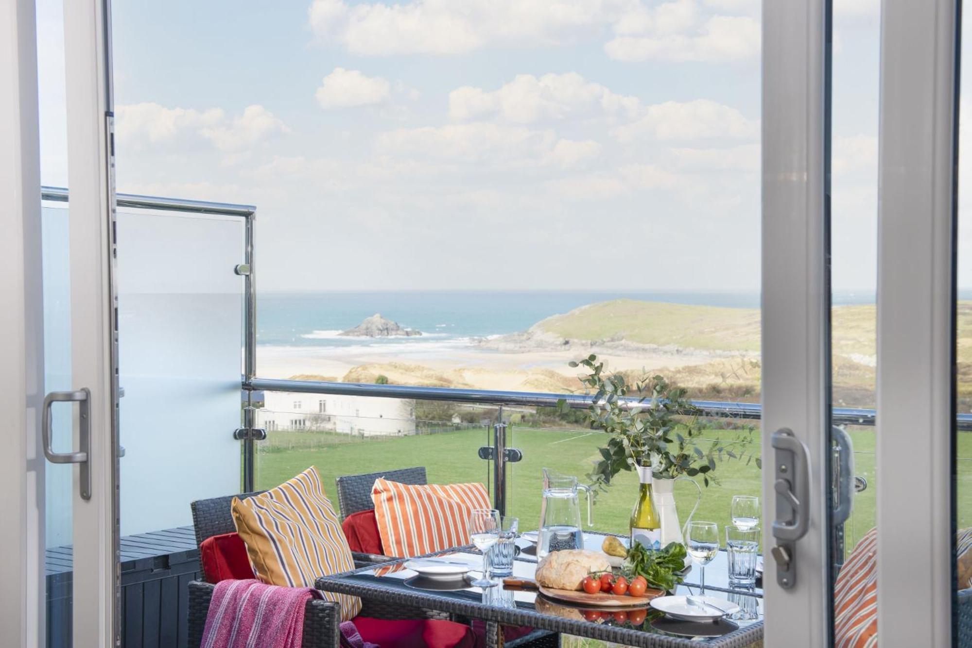 Beachview Apartment 8, Crantock,Newquay
