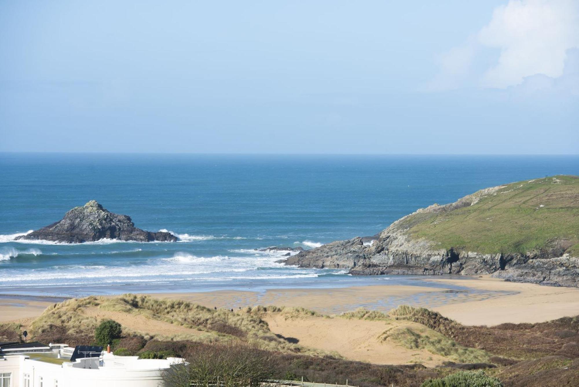 Beachview Apartment 6, Crantock, Newquay view 4
