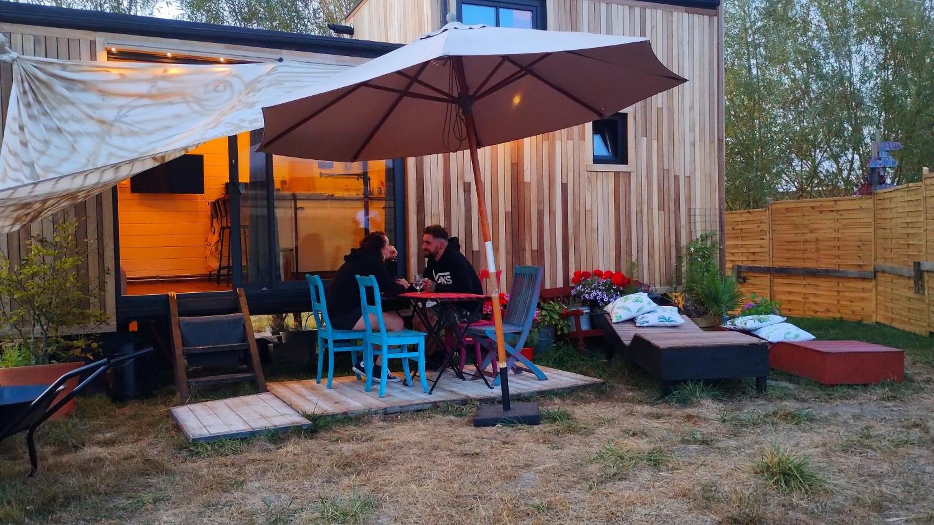 Tiny house, sauna hot tub Gesves Namur Ardennes