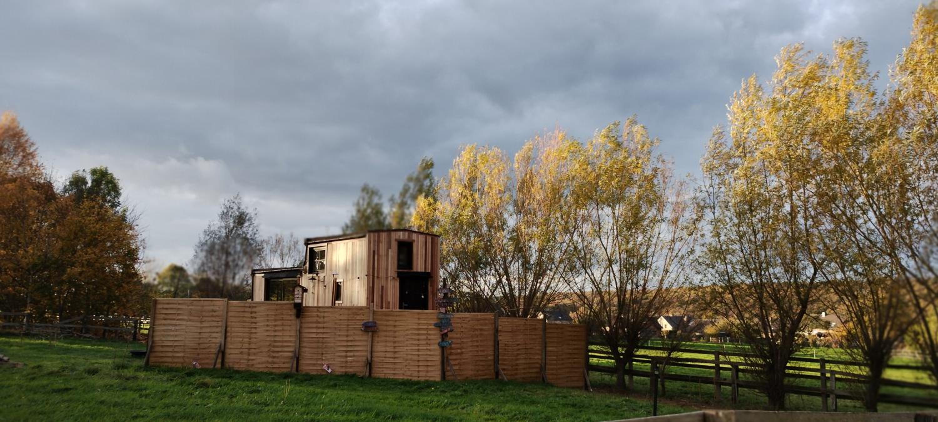 Tiny house, sauna hot tub Gesves Namur Ardennes