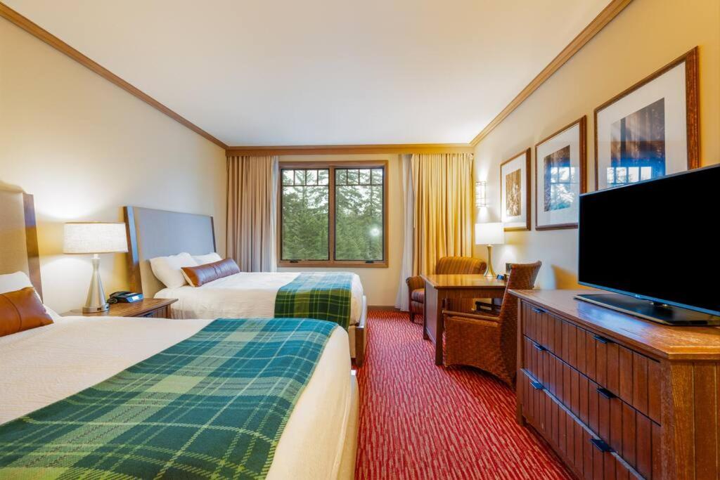 4006 Suncadia Lodge Pool and Hot-Tub Access with Hotel Amenities view 5