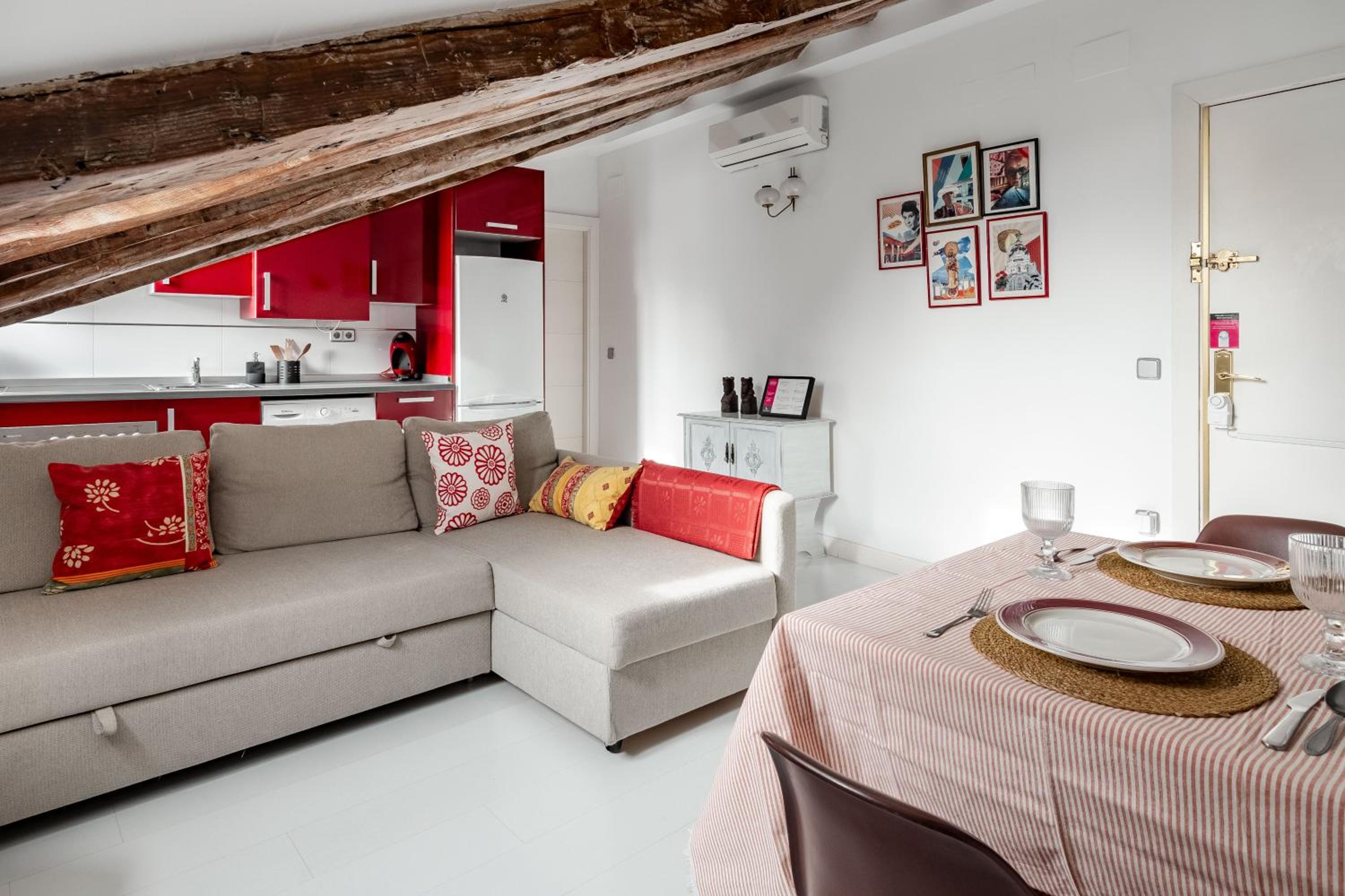 La Latina Vibes - Apartamento en el Centro
