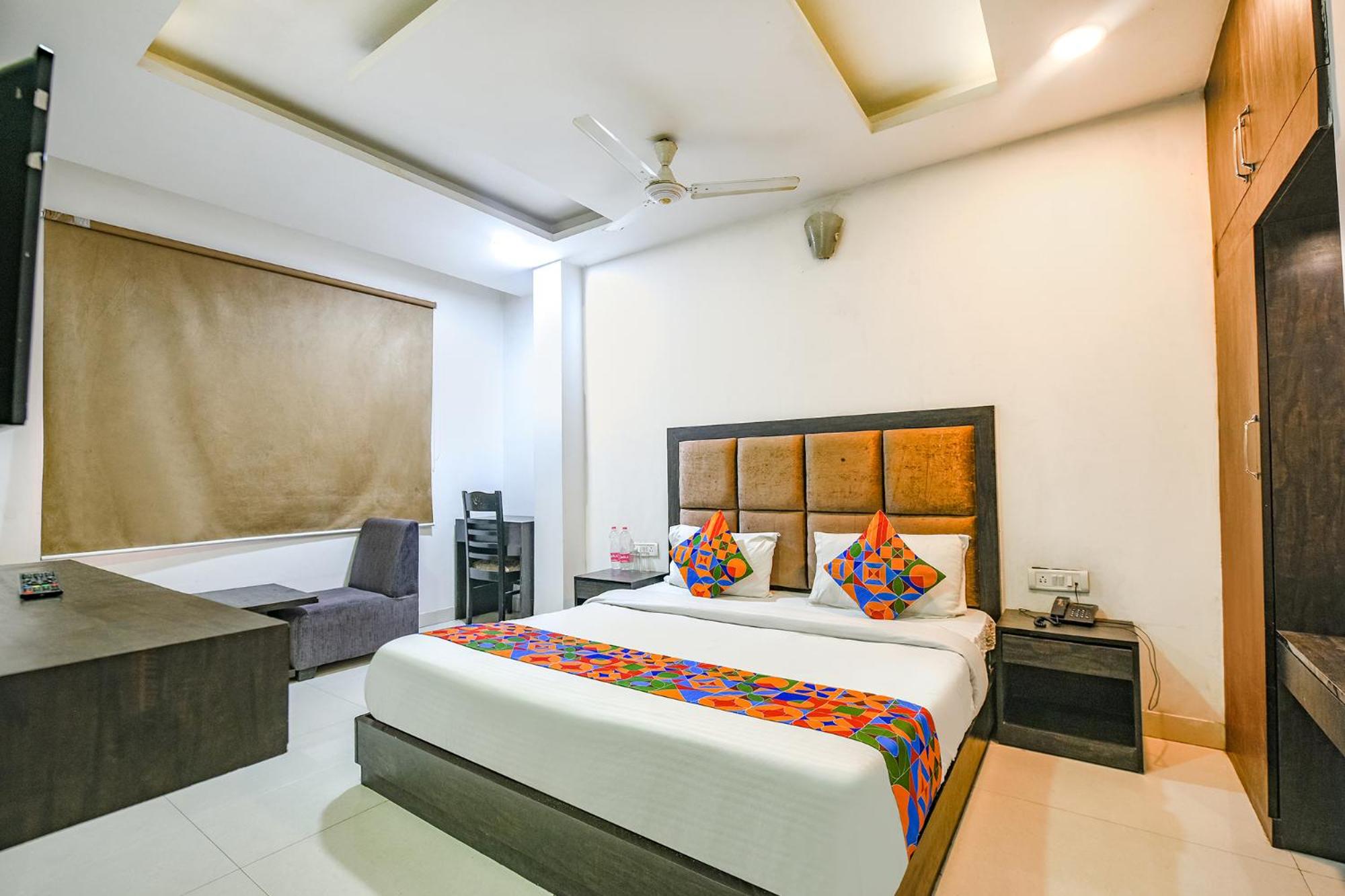 FabHotel Belwood Near IGI Airport New Delhi view 4
