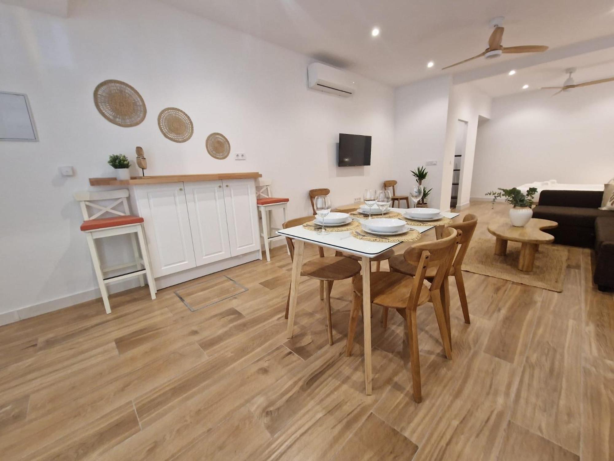 ISG Apartments Triana Estudio 2 photo 5