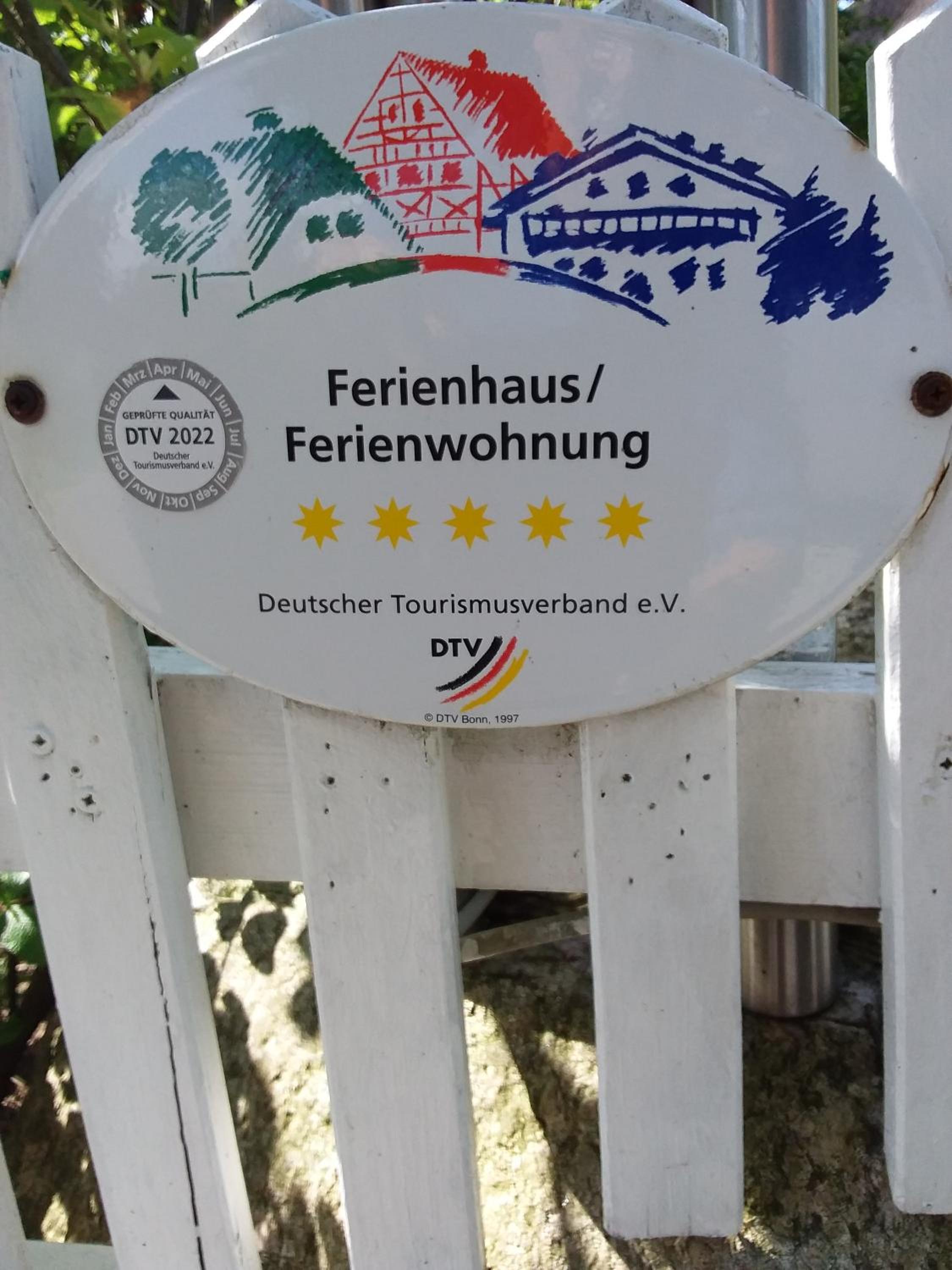 5 Sterne Reetdachhaus Wildröschen