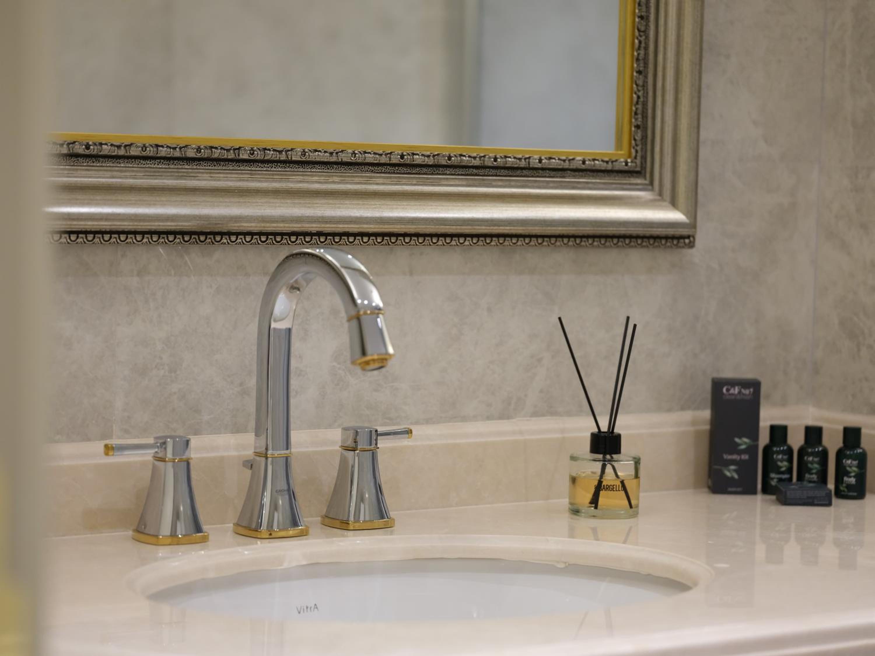 Dekalb Otel - Image 173