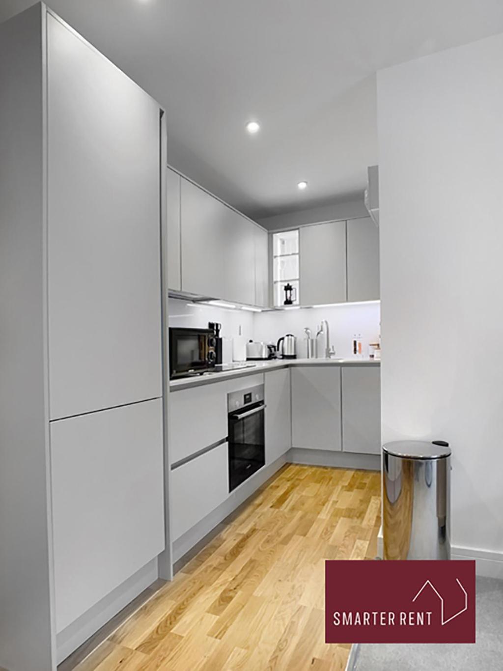Eton Windsor - 1 Bedroom Flat - With Parking view 3