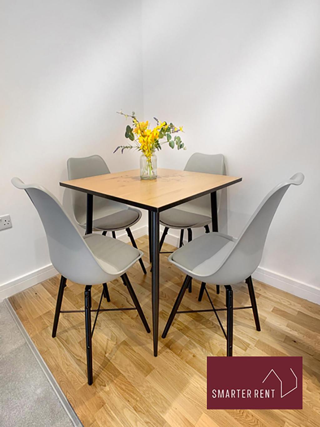 Eton Windsor - 1 Bedroom Flat - With Parking view 5