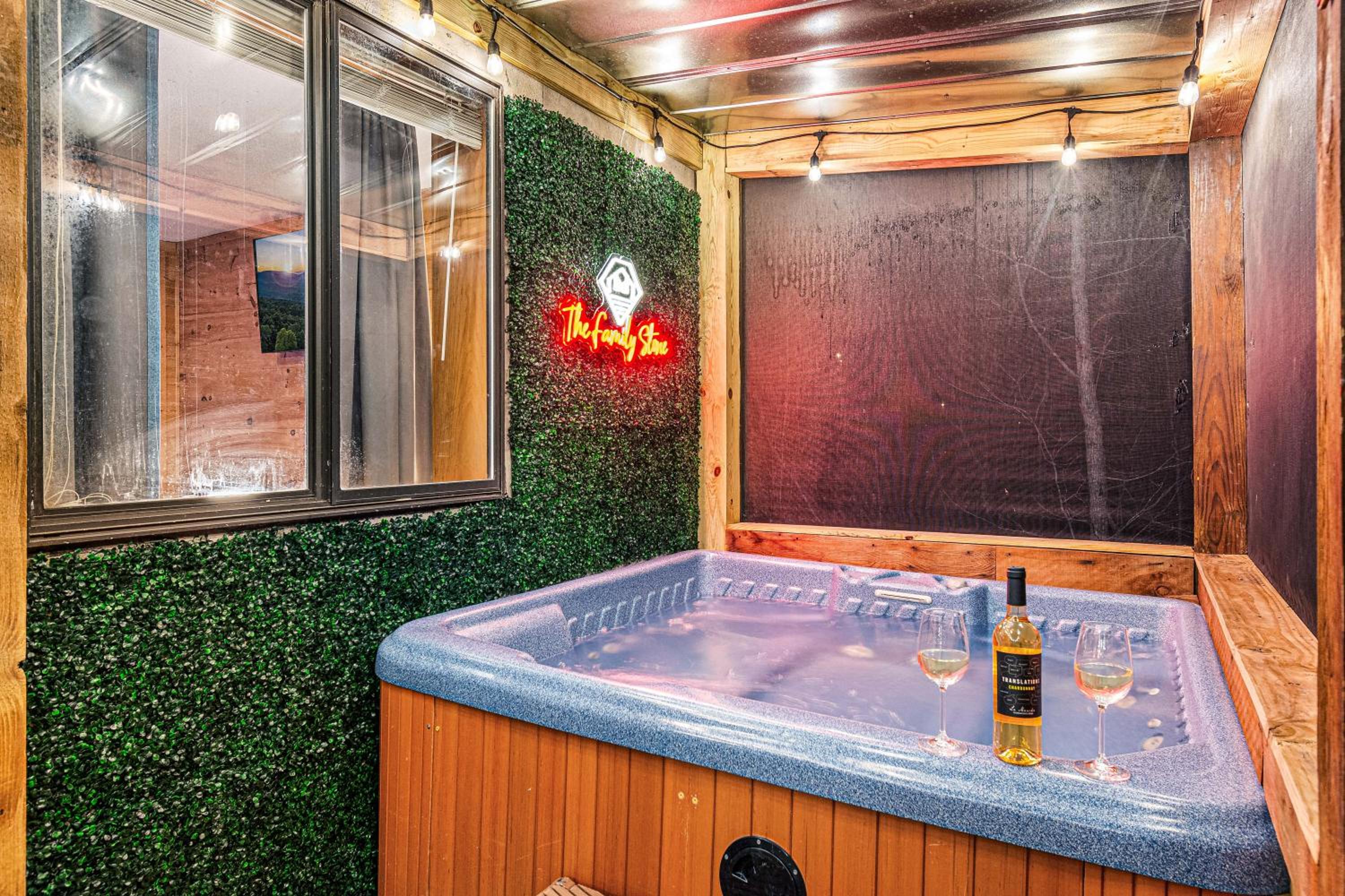 The Family Stone Luxe Cabin Sleeps 12 Hot tub Dogfriendly Dollywood view 4