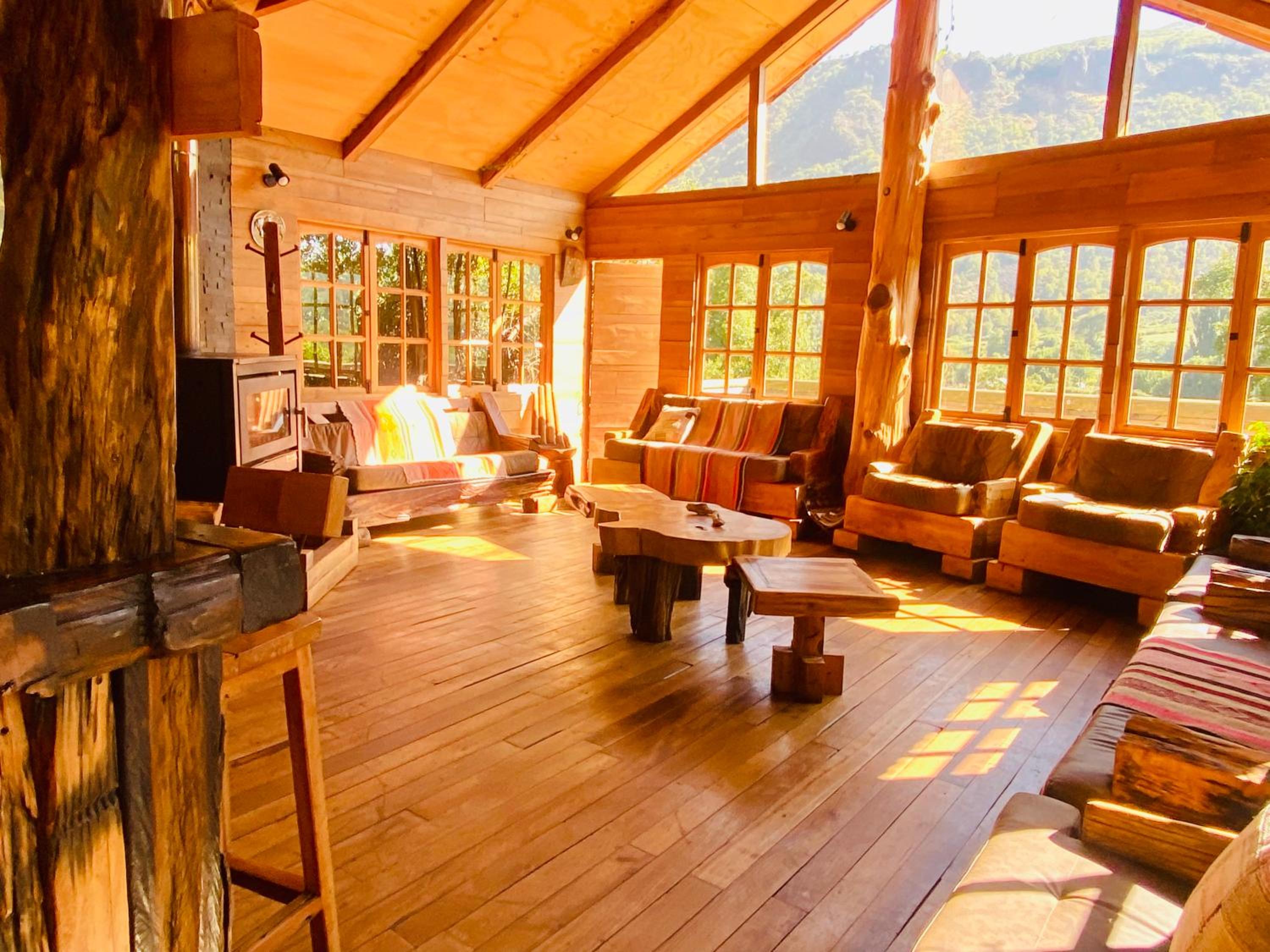Parque Guaiquivilo, Cabañas de montaña con tinaja privada