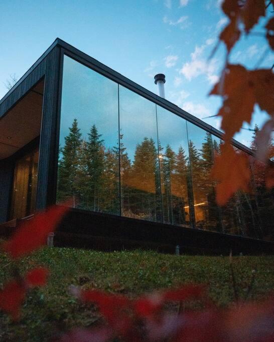 Réflexion Charlevoix - Maisons Miroirs