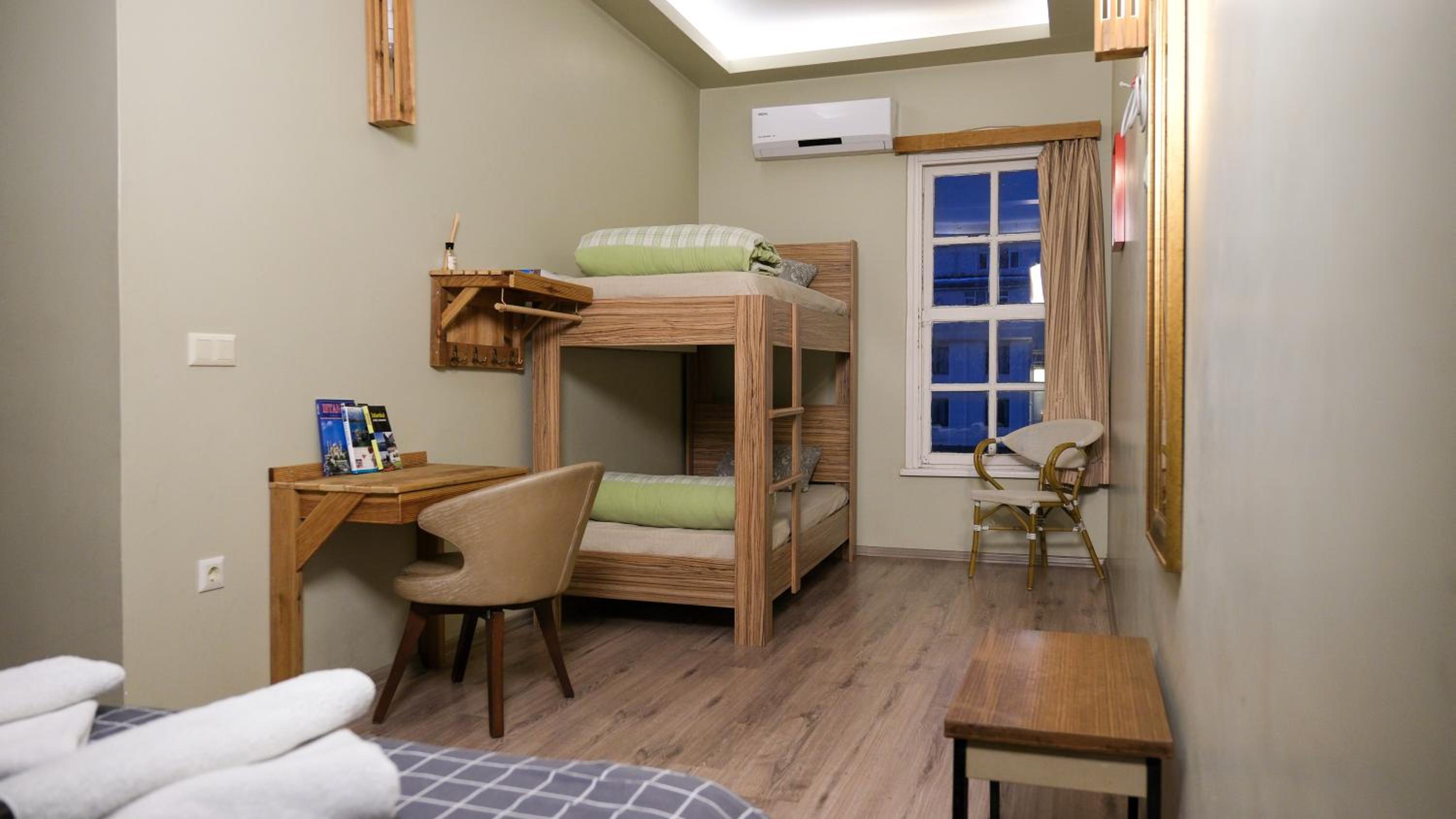 Second Home Hostel - Image 23