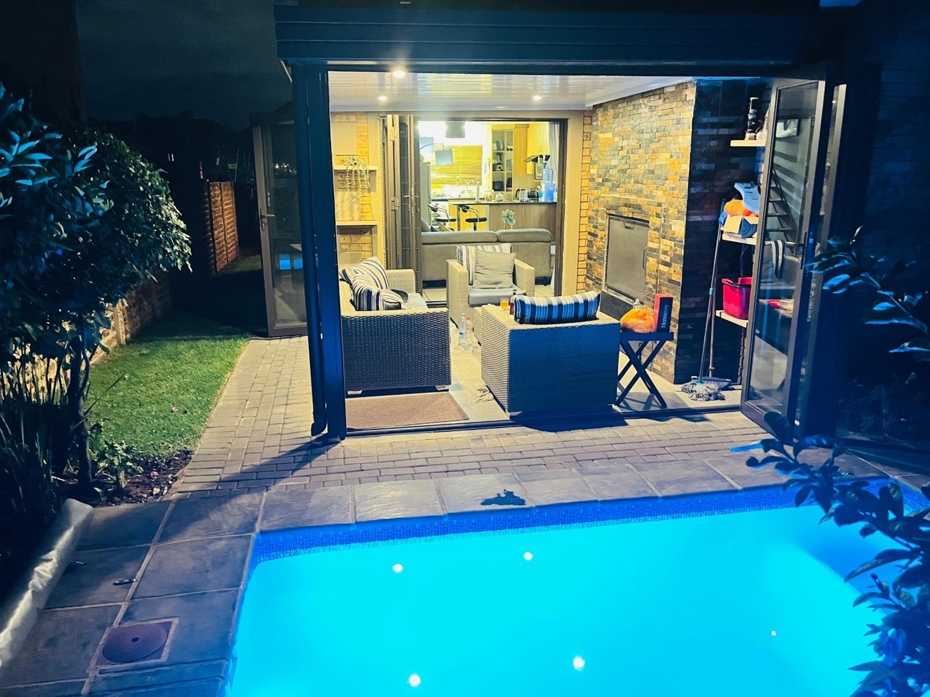 Lusanda Private Holiday Home view 5
