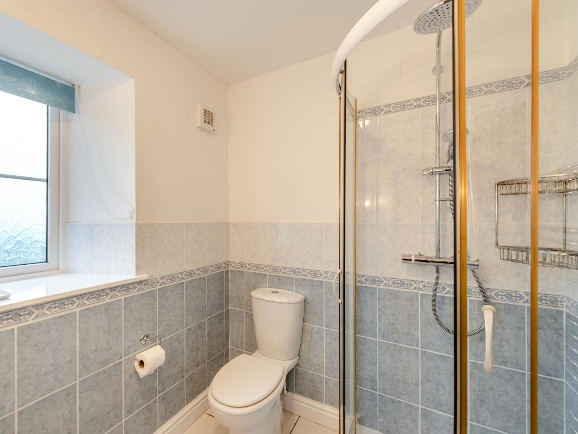 2 Bed in Barnstaple oc-moosc