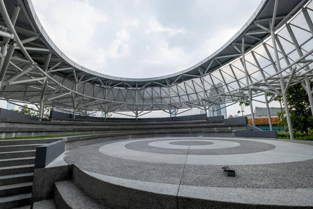 Trion @ KL Avocado Sweet Home Free bus to MRT