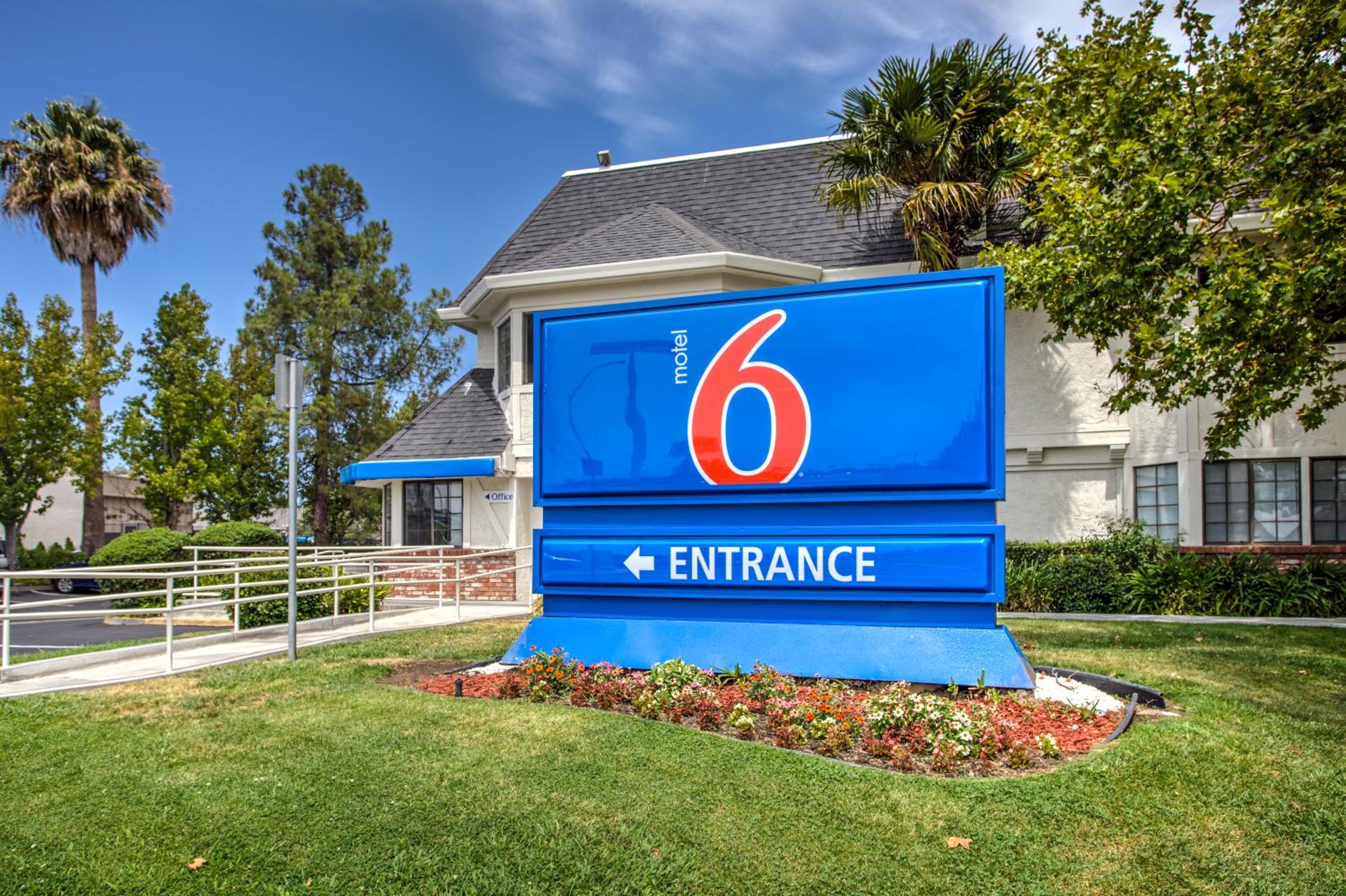 Fairfield Vacations - Motel 6-Fairfield, CA - North - Property Image 16