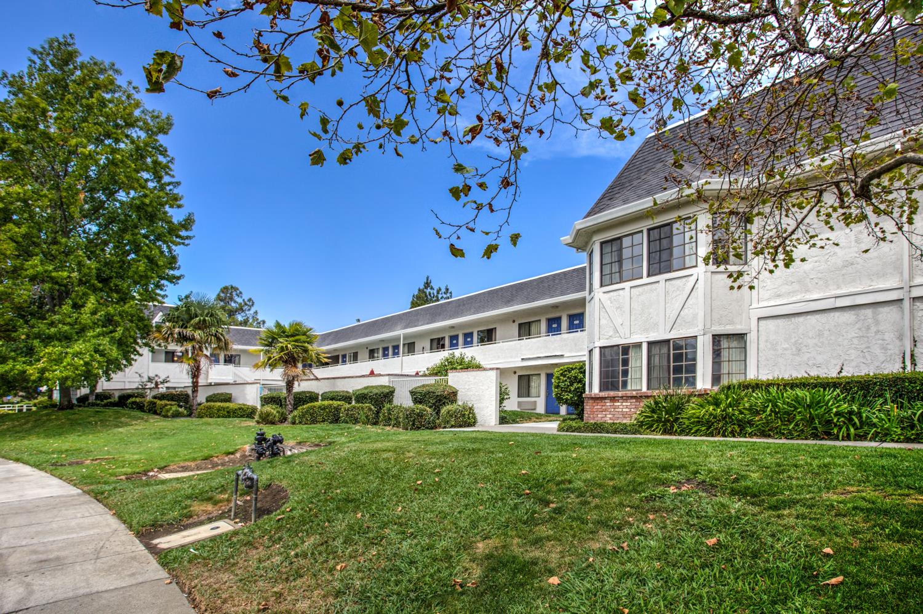 Fairfield Vacations - Motel 6-Fairfield, CA - North - Property Image 65
