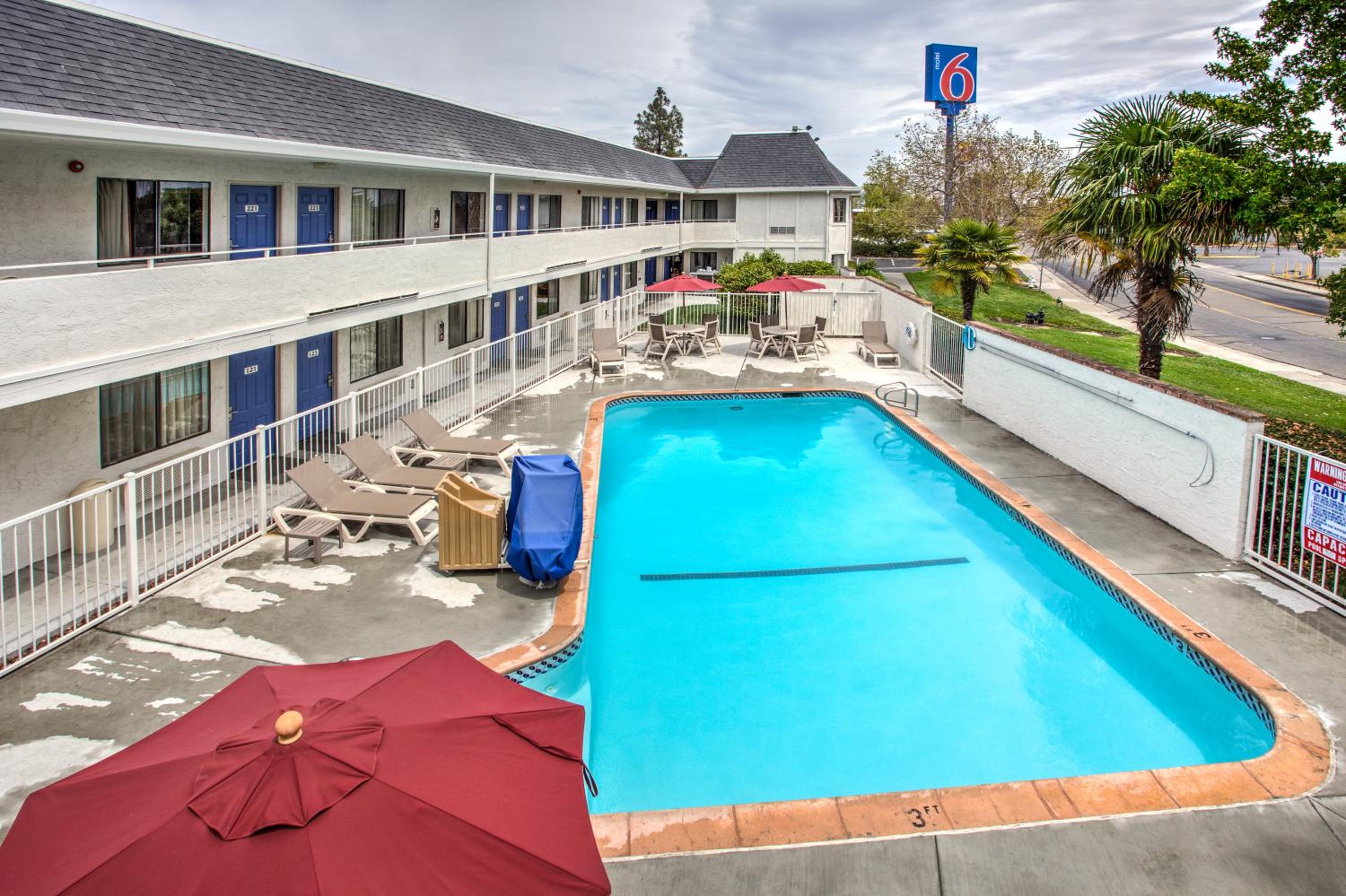 Fairfield Vacations - Motel 6-Fairfield, CA - North - Property Image 9