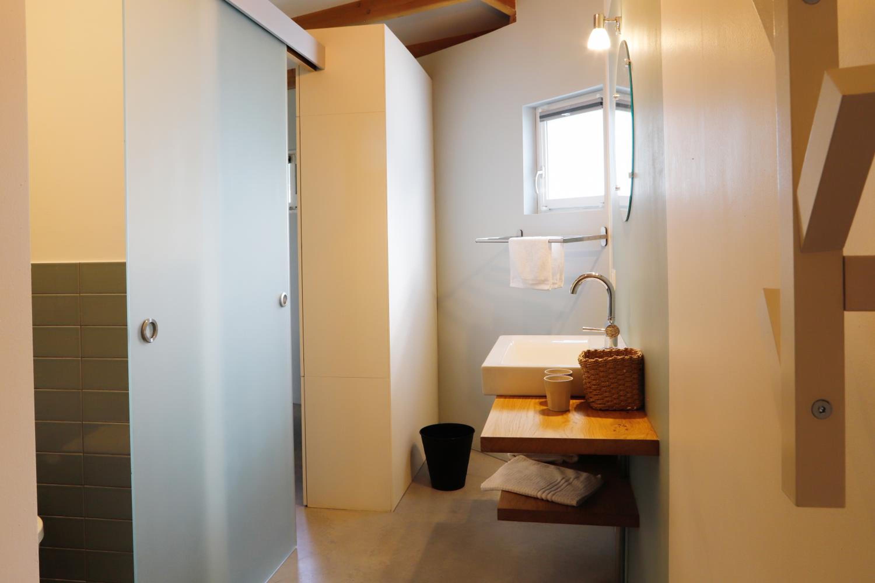 Hoeve H-art, Silo 161, Uniek Drents silo-appartement met privé terras en rust