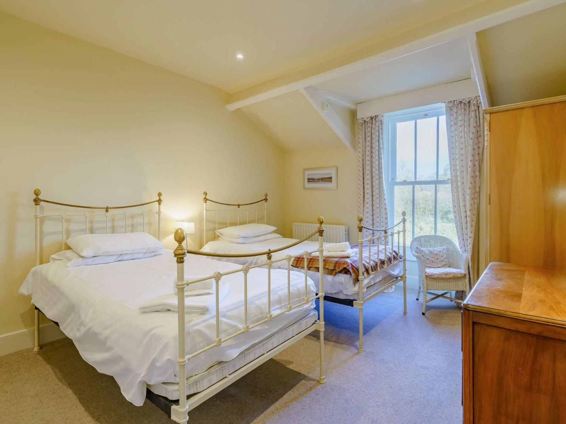 4 Bed in Hawkshead oc-llh03 view 5