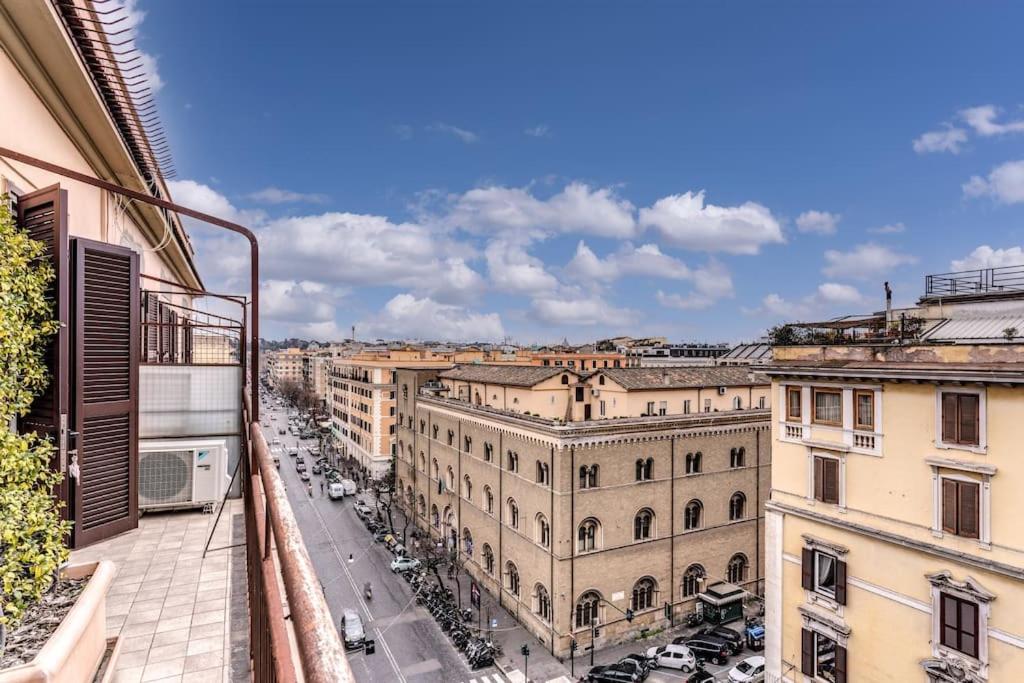 Cola Di Rienzo luxury house