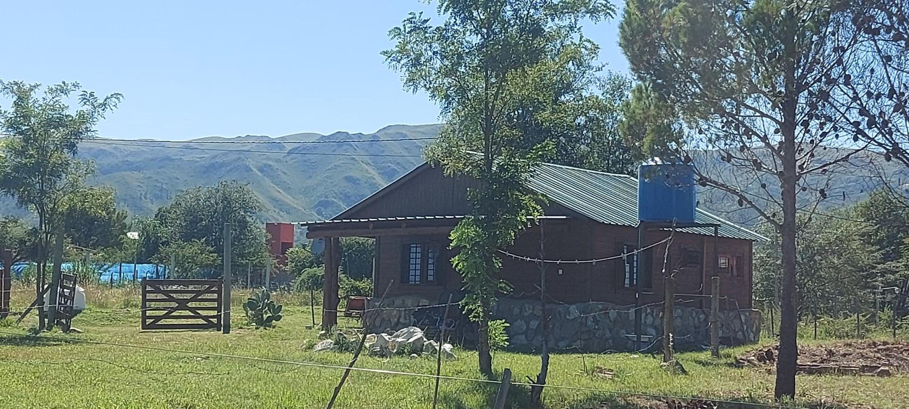 CABAÑA AKAPANA