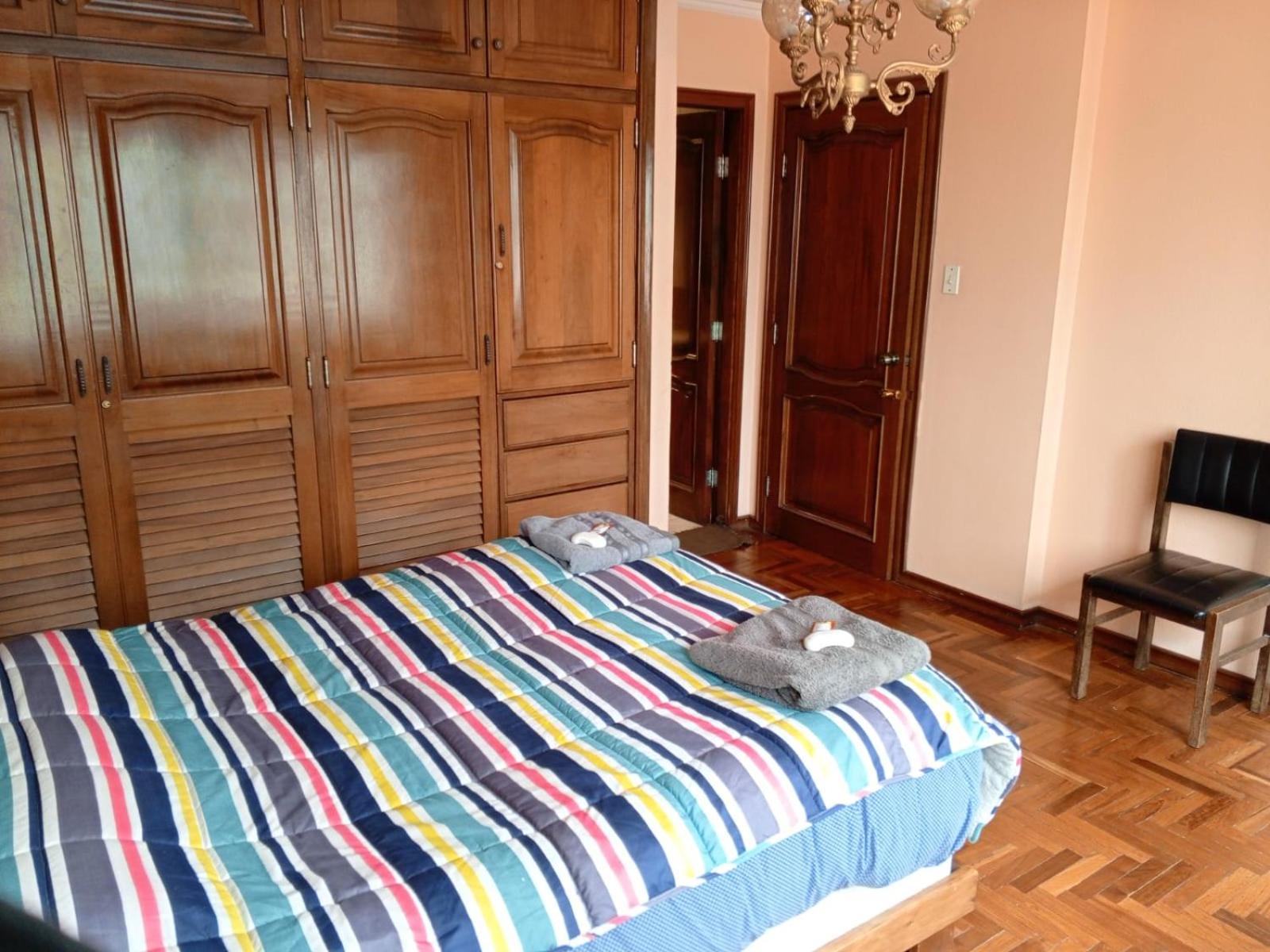 Hermosa Habitación en Av Arce frente a Multicine