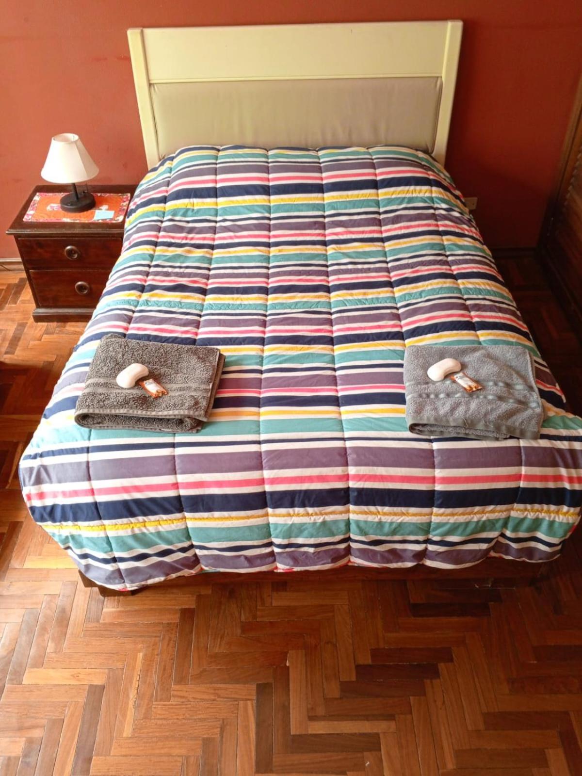 Hermosa Habitación en Av Arce frente a Multicine