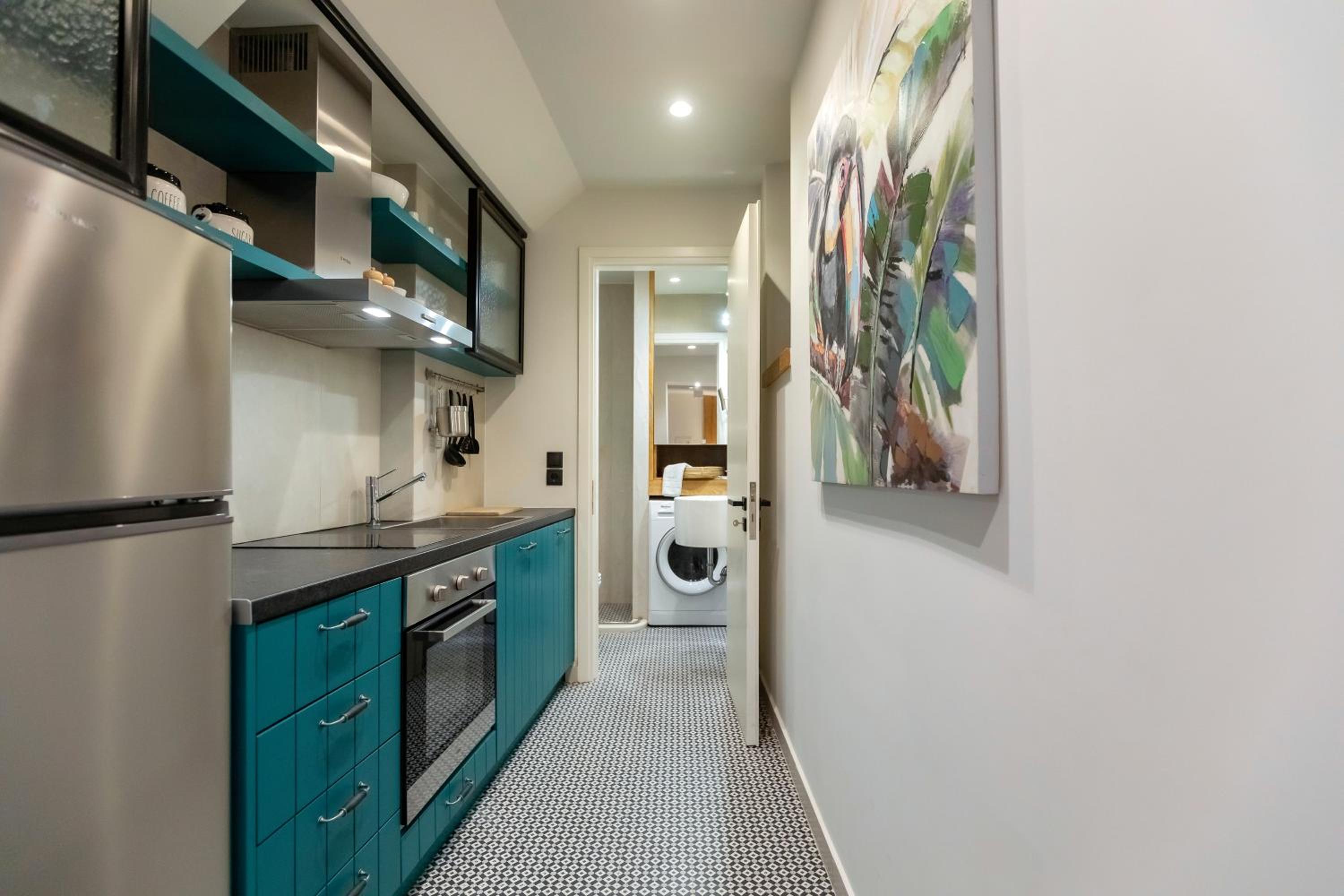 Dirapera Port Suite view 3