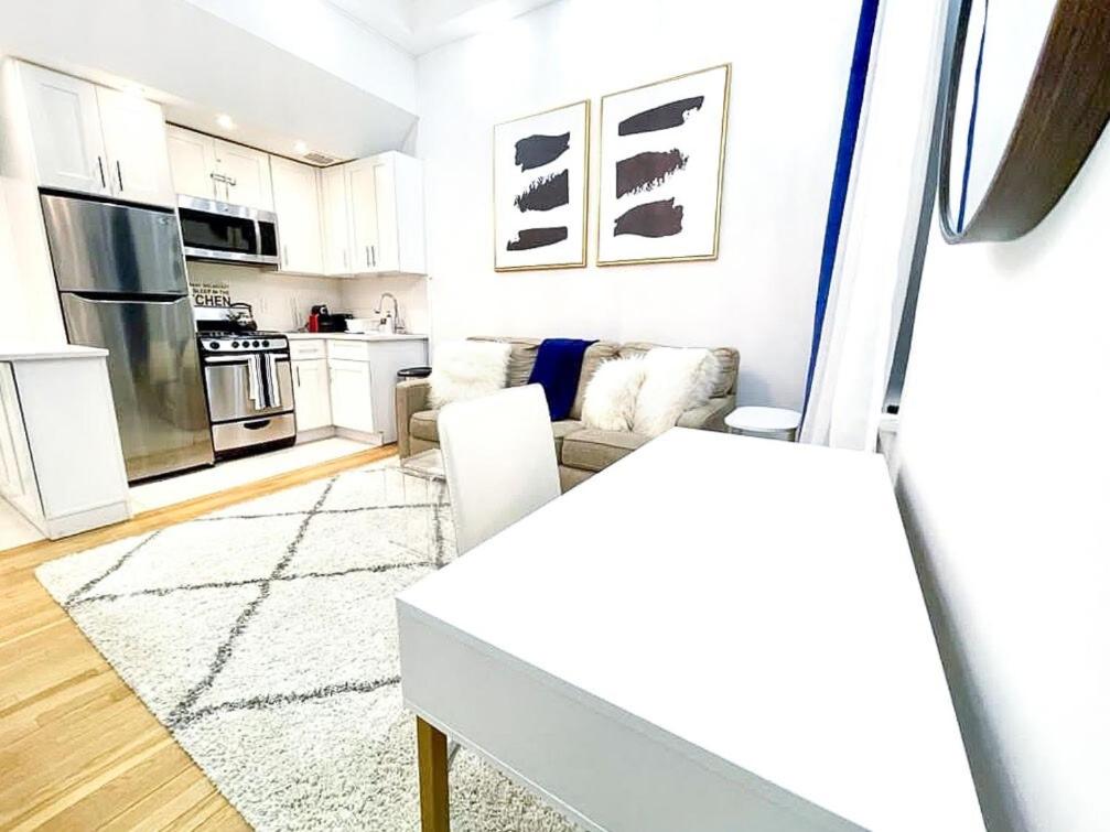 62-2B Renovated 1BR in Prime Upper East Side