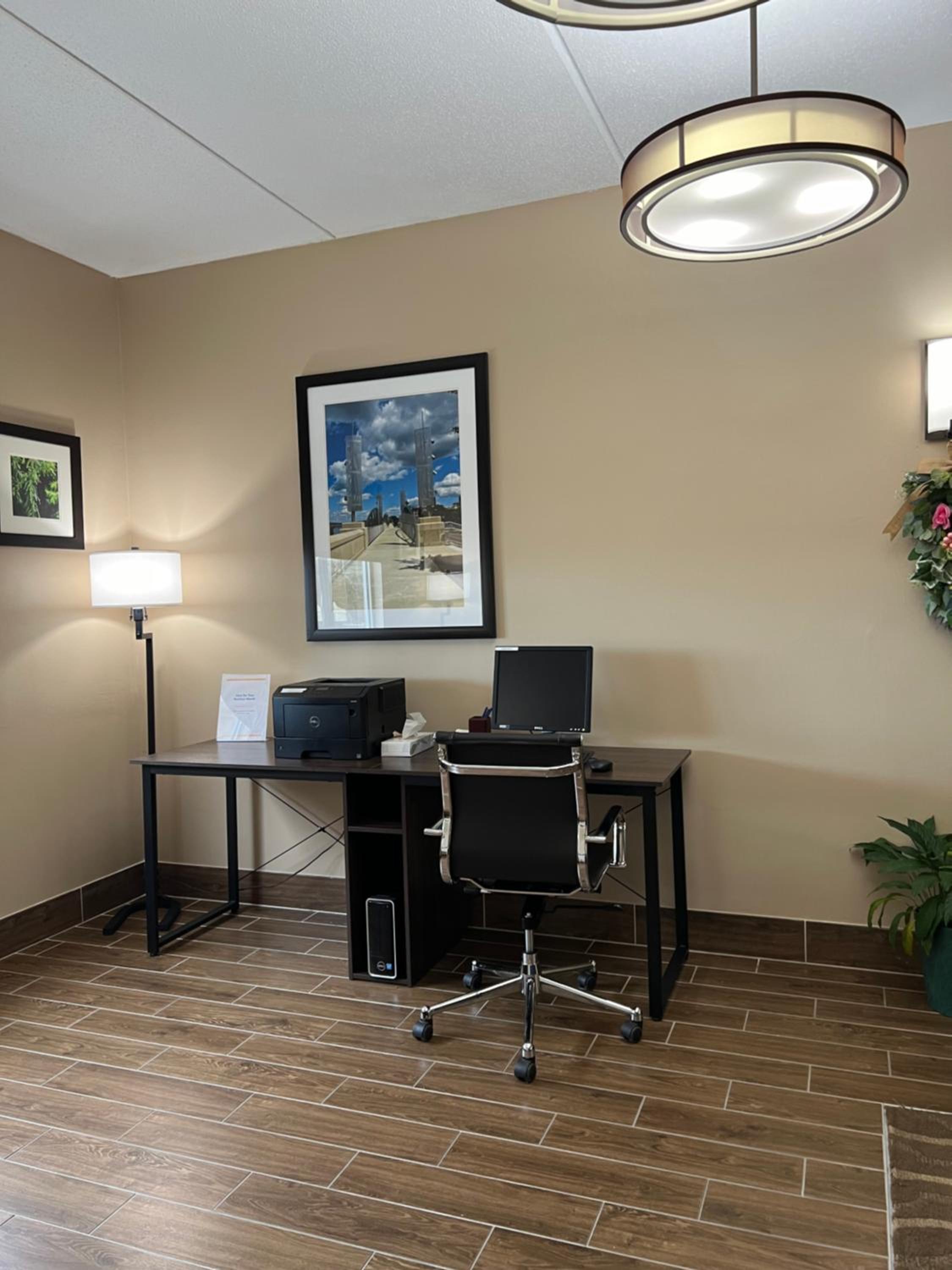 Wilkes-Barre Vacations - Comfort Inn  Suites Wilkes Barre - Arena - Property Image 11