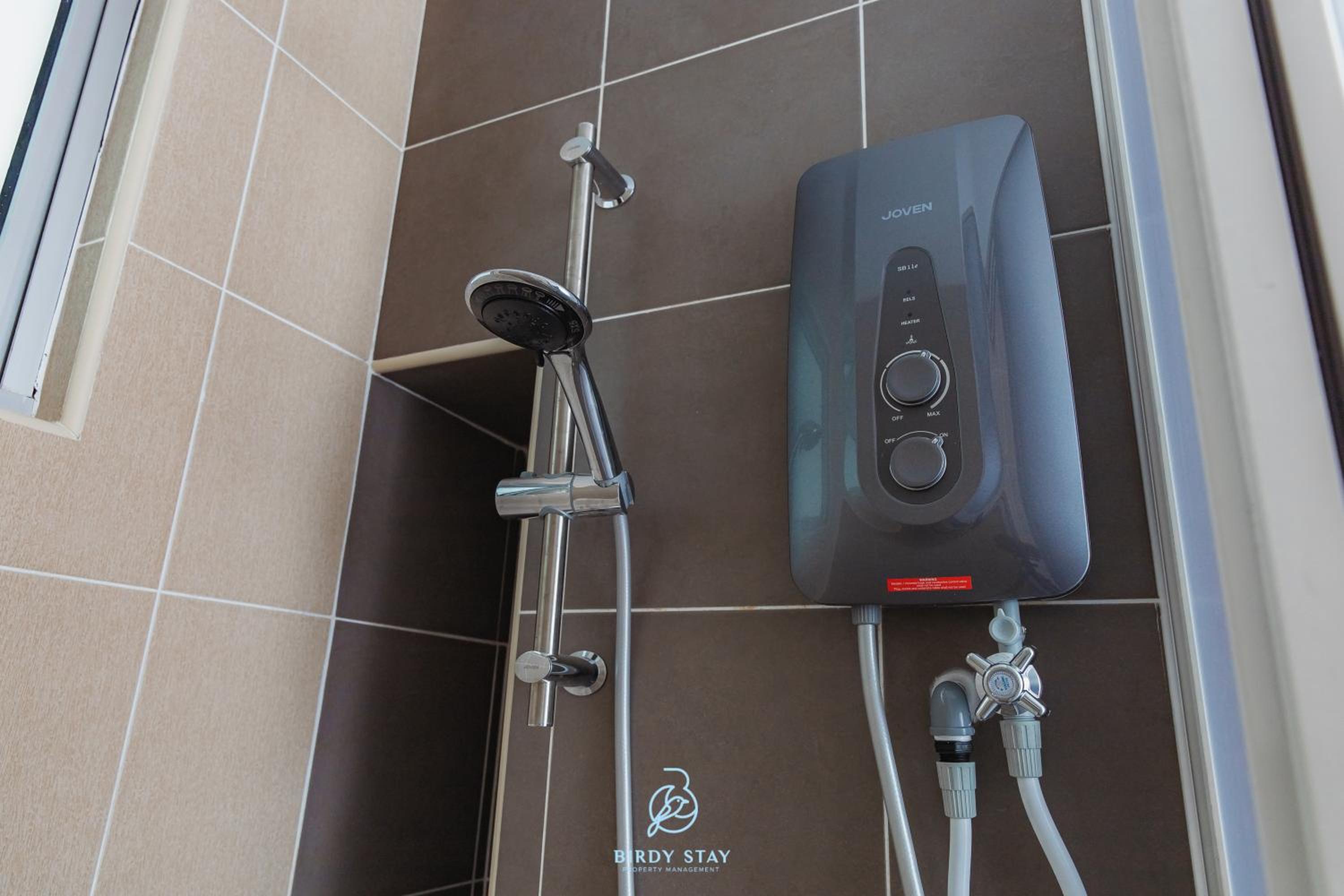 RC Residences @ Sungai Besi Homestay by Birdy Stay