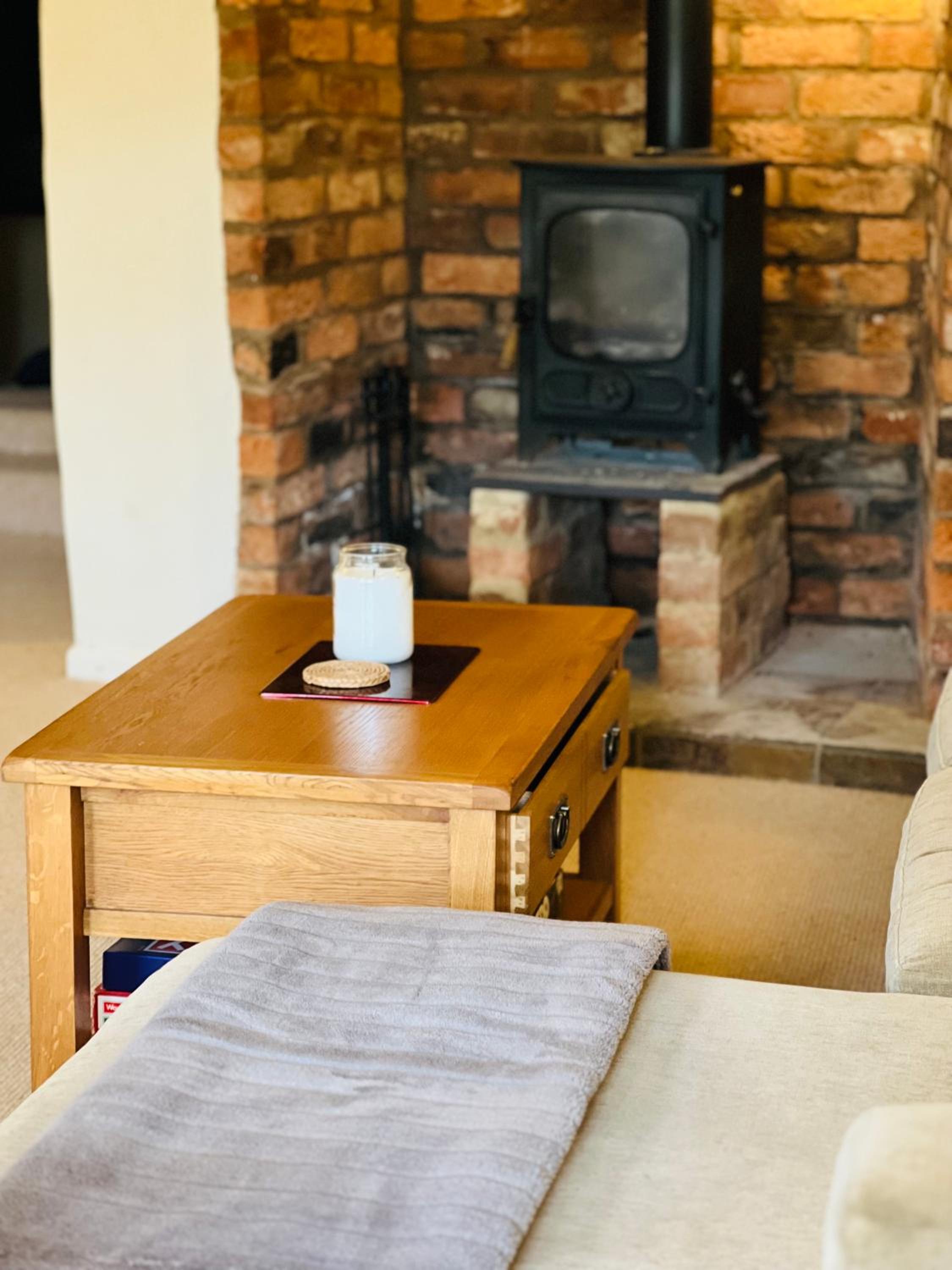 Large room in Stunning Cottage Edge of the Cotswolds
