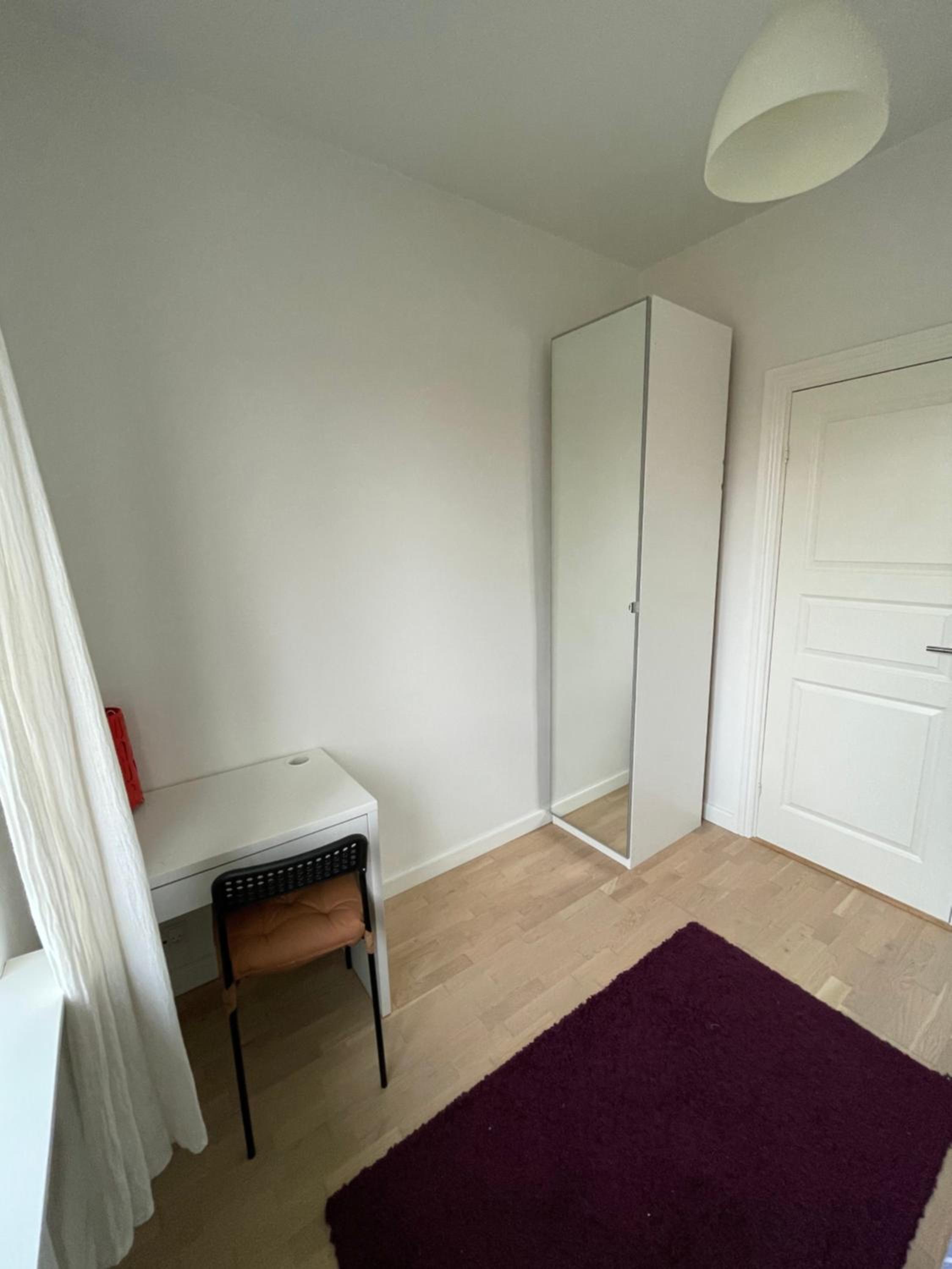 Spacious room in shared accommodation