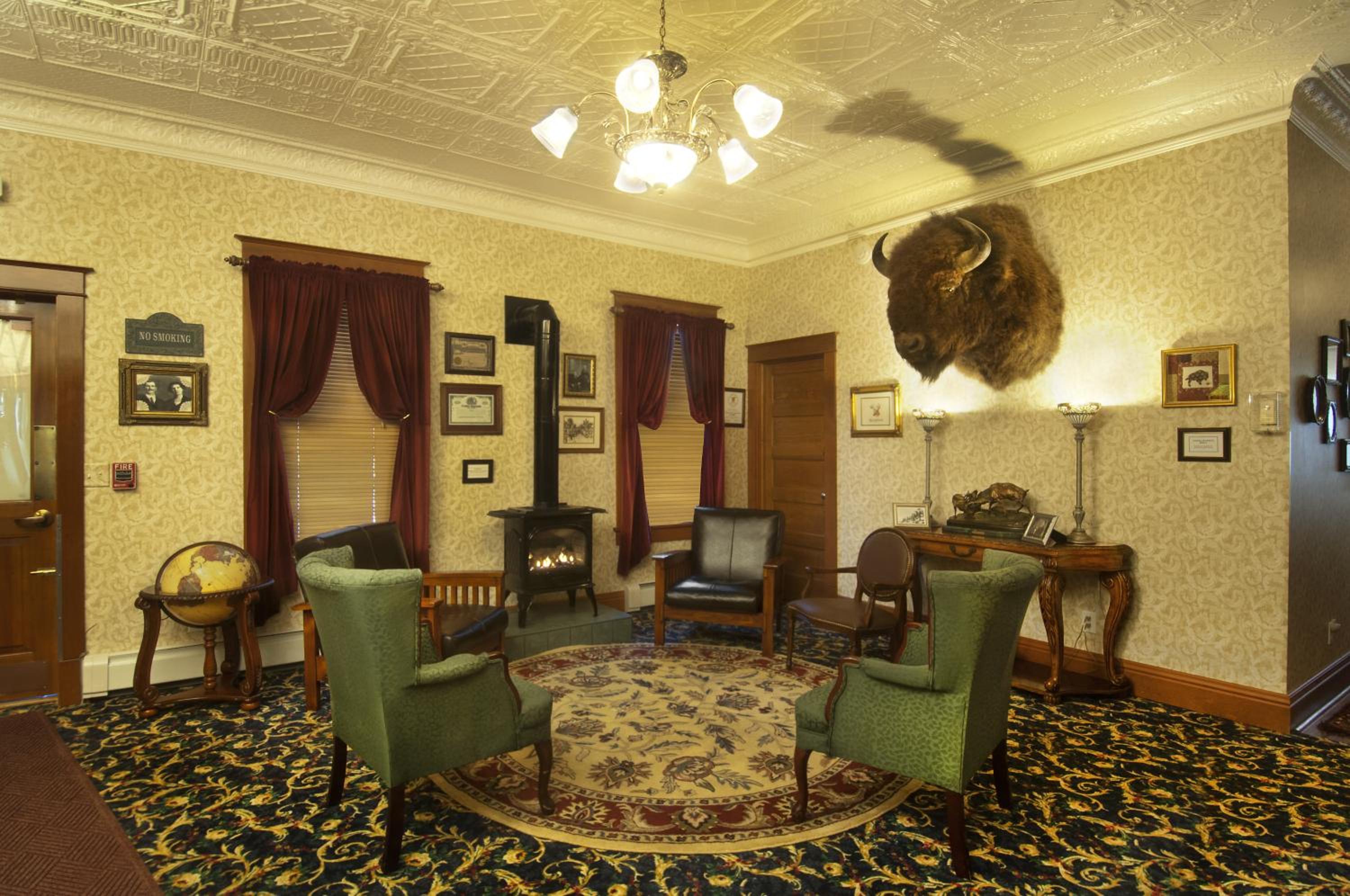 The Historic Elk Mountain Hotel