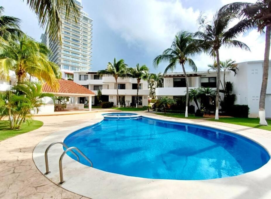 Espacioso departamento en Cancún