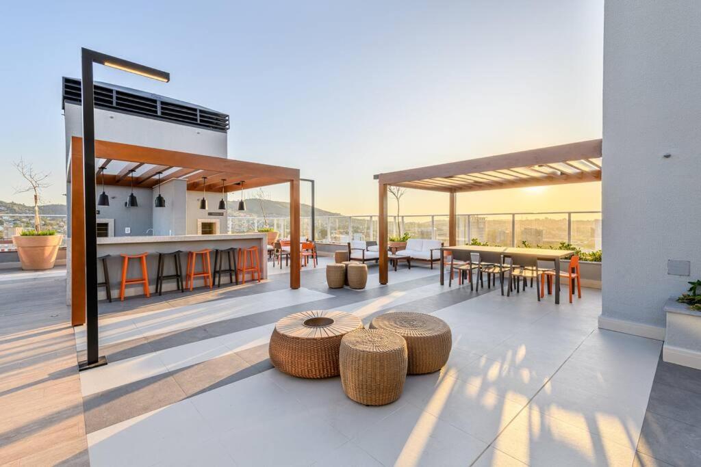 Studio Life Experience, Netflix, Pool, Rooftop