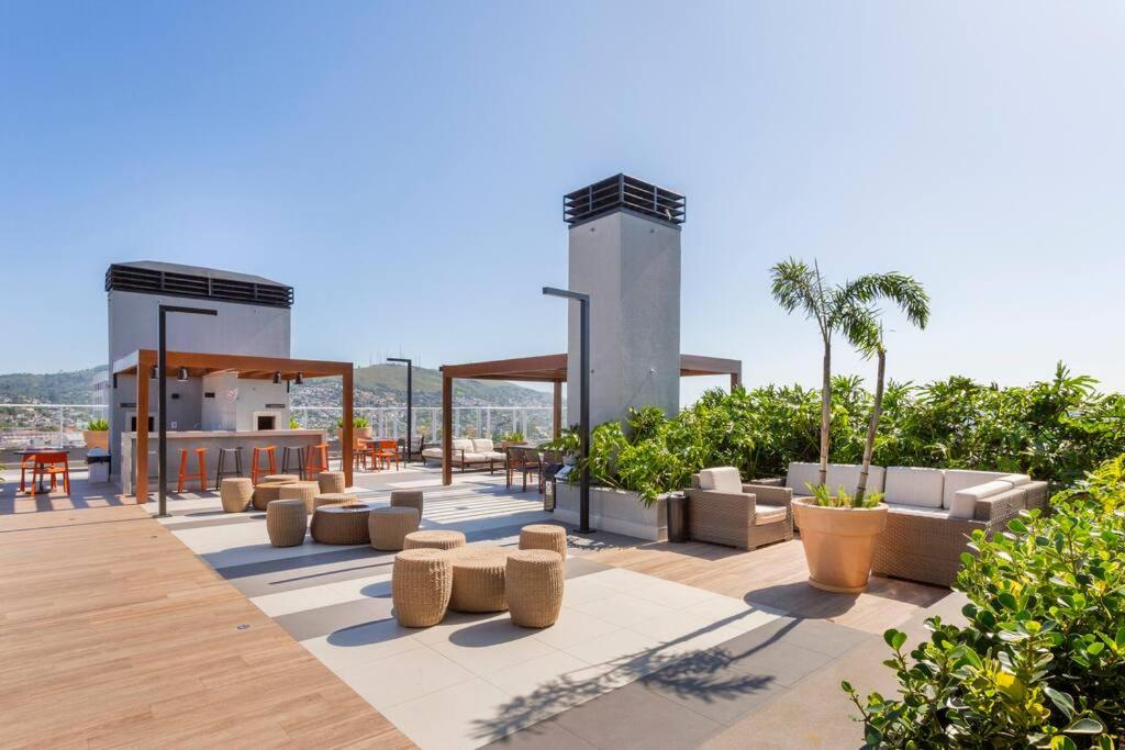 Studio Life Experience, Netflix, Pool, Rooftop