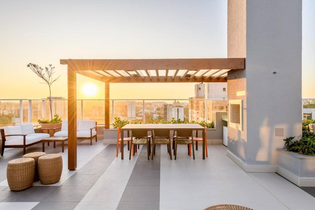 Studio Life Experience, Netflix, Pool, Rooftop