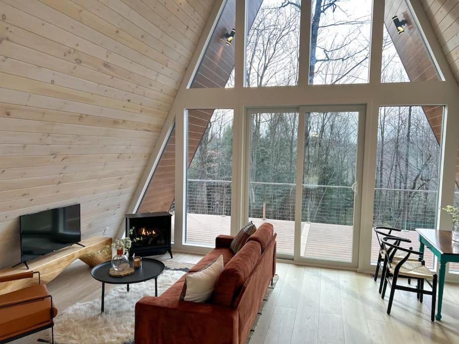 Fox Ridge-Black Alder Lodging view 3