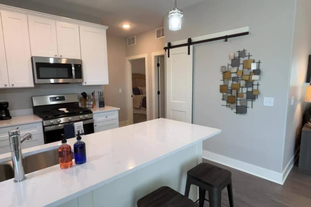 Main Floor New Charming 2 Bedroom Condo view 3